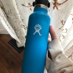 24 oz pacific blue hydroflask